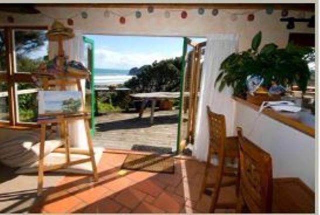 Bethells Beach Cottages Exterior photo