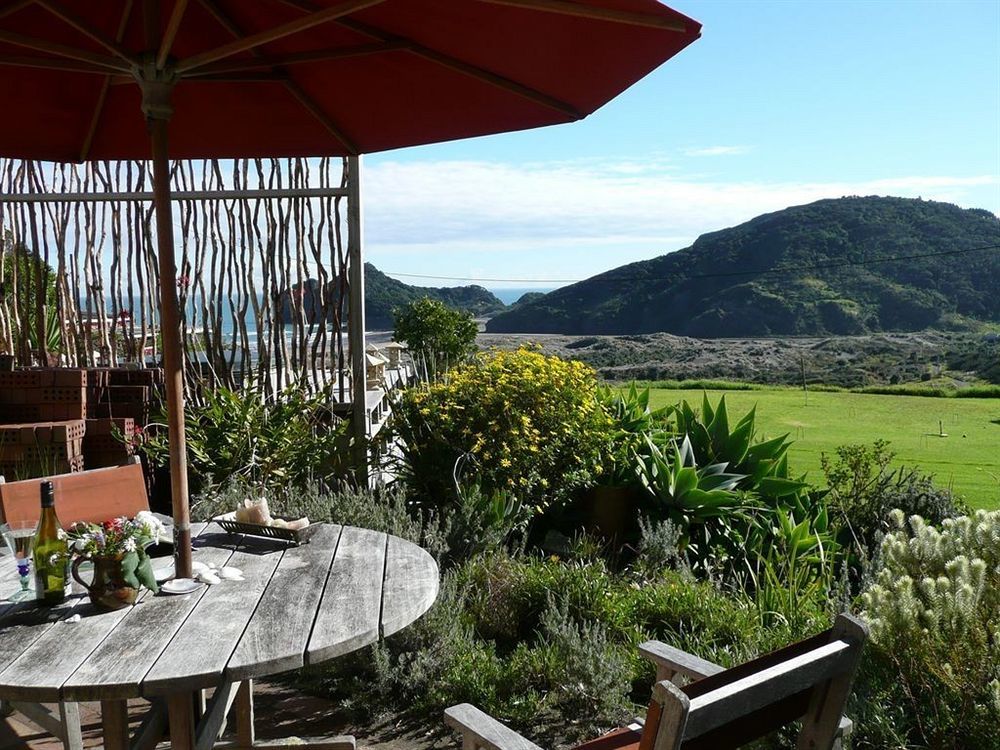 Bethells Beach Cottages Exterior photo